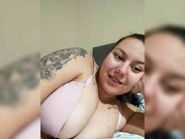 Carlottinahot webcam