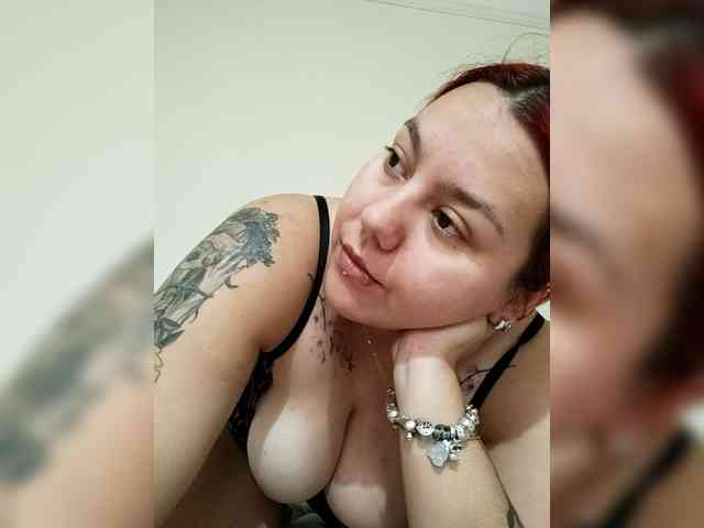 Carlottinahot webcam