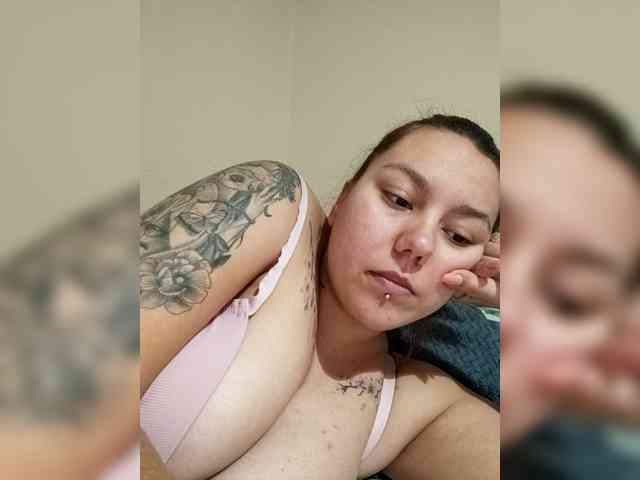 Carlottinahot webcam