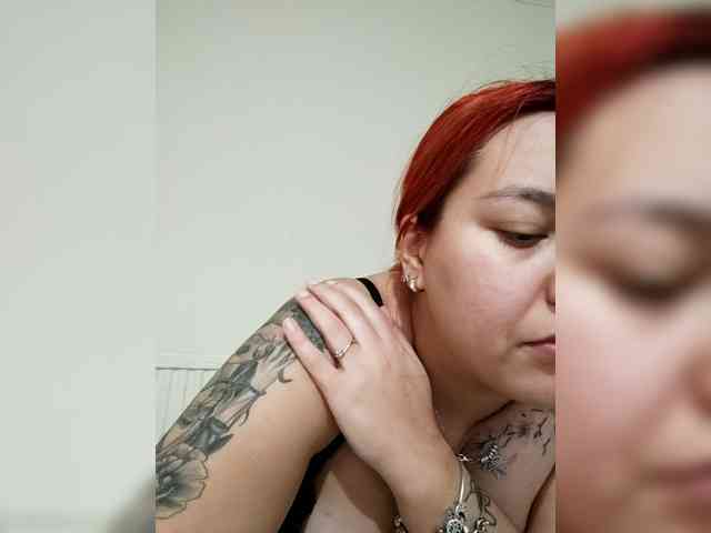 Carlottinahot webcam