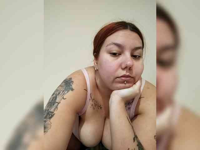 Carlottinahot webcam