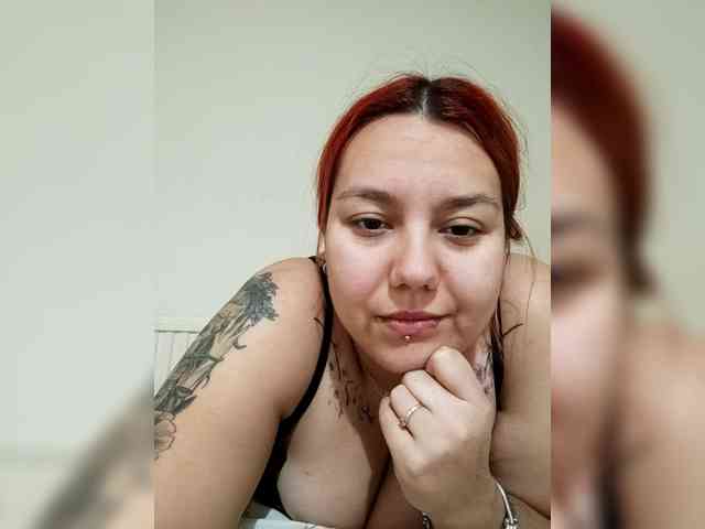 Carlottinahot webcam