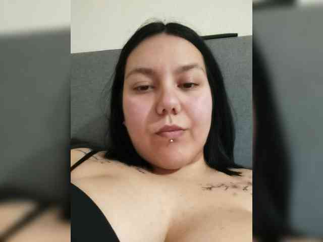 Carlottinahot webcam