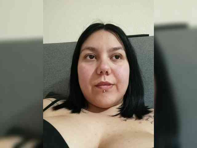 Carlottinahot webcam