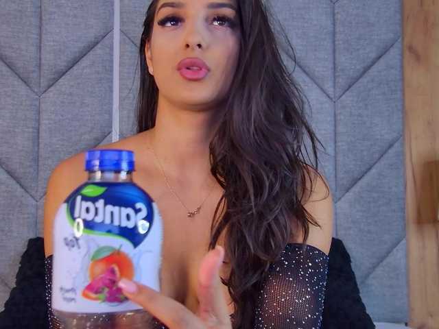 Sex chat gratuit in direct cu Kimberlymav pe BongaCams