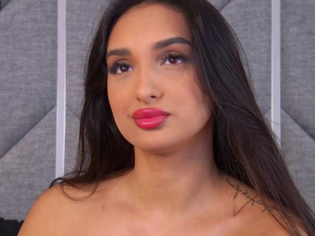 Kimberlymav's BongaCams show and profile