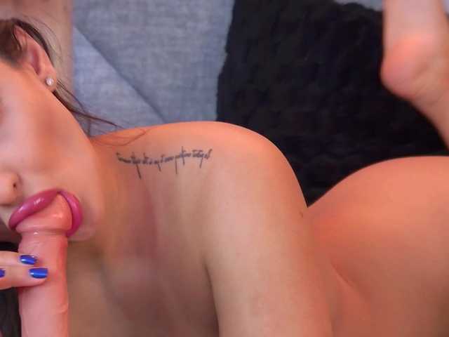 Kimberlymav's BongaCams show and profile