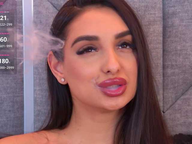 Kimberlymav's BongaCams show and profile