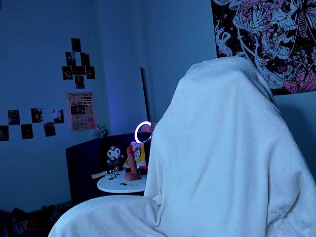 CarolineRichter's BongaCams show and profile