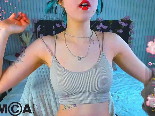 CarolineRichter's BongaCams show and profile