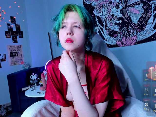 CarolineRichter's BongaCams show and profile