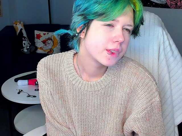 CarolineRichter's BongaCams show and profile