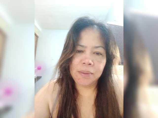 le modèle SexynHot est en webcam porno dans un show sur le site bongacams, il possède les tags suivants: Asian,Brunette,Hairy