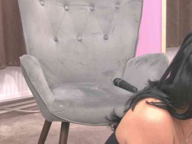 ElizaIbarra webcam