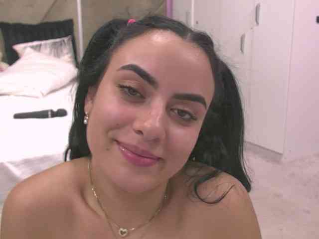 ElizaIbarra webcam