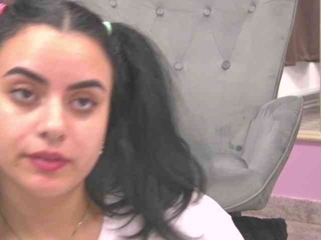 ElizaIbarra webcam