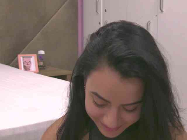 ElizaIbarra webcam