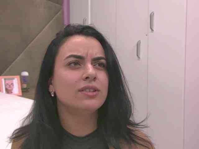 ElizaIbarra webcam