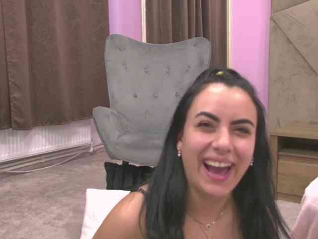 ElizaIbarra webcam