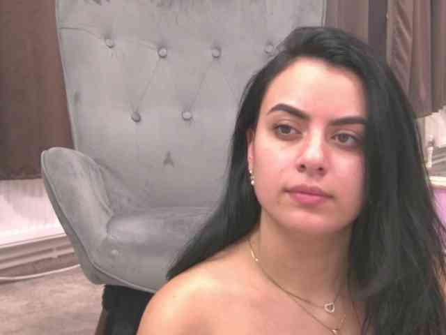 ElizaIbarra webcam