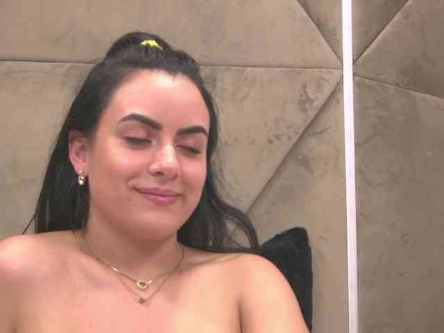 ElizaIbarra webcam