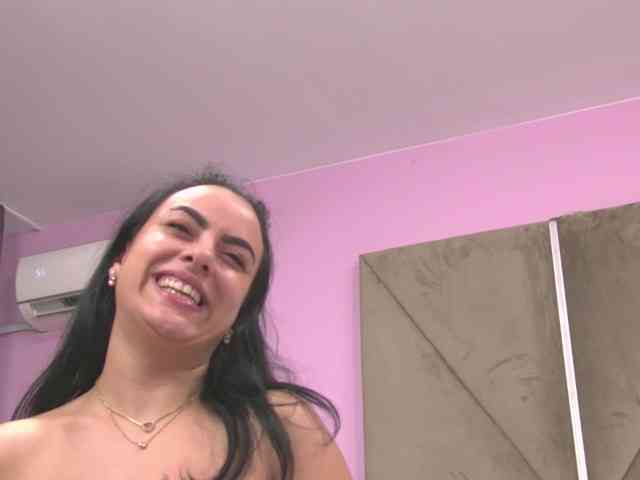 ElizaIbarra webcam