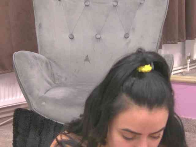 ElizaIbarra webcam