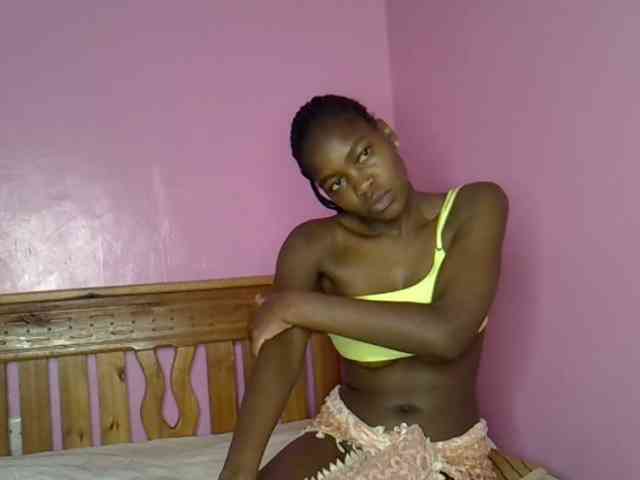 C-trisha webcam
