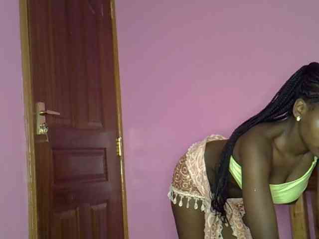 C-trisha webcam