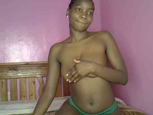 C-trisha webcam