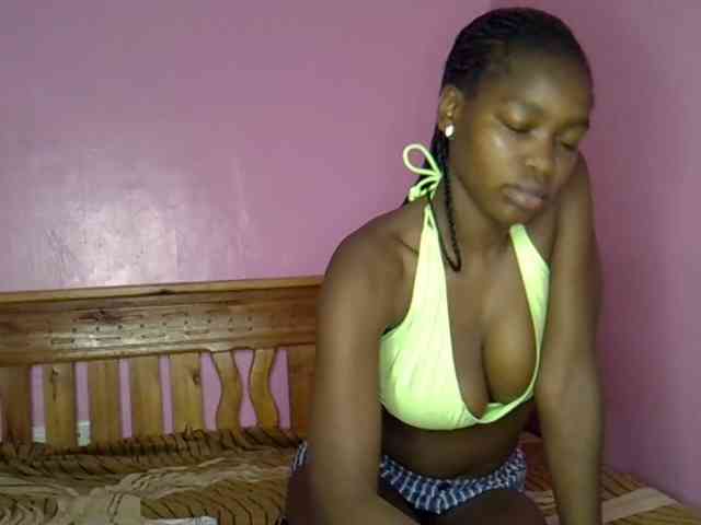 C-trisha webcam