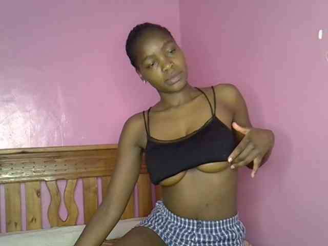 C-trisha webcam