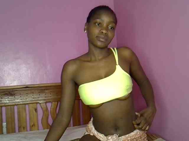 C-trisha webcam