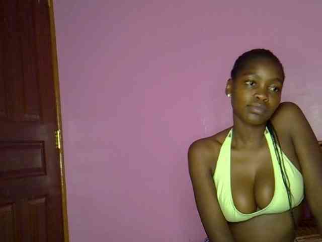 C-trisha webcam