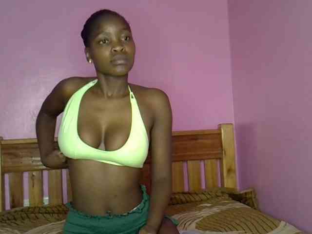 C-trisha webcam