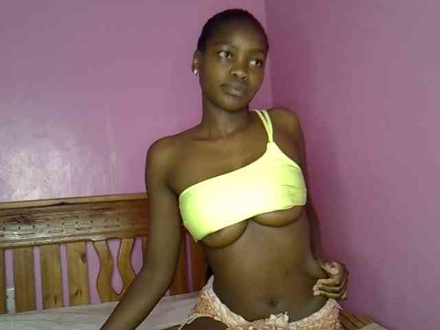 C-trisha webcam