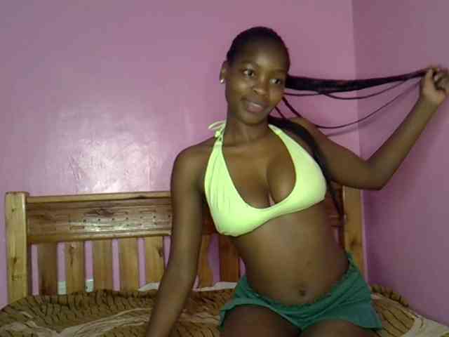 C-trisha webcam