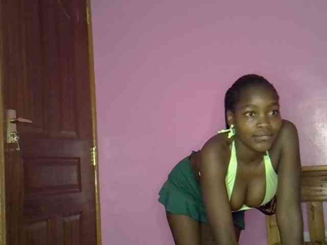 C-trisha webcam