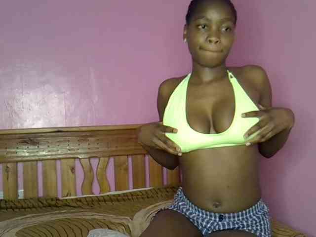 C-trisha webcam