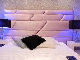 OrianaSimons Porn Show