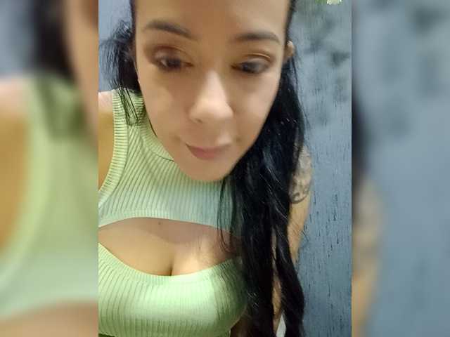 OrianaSimons's BongaCams show and profile