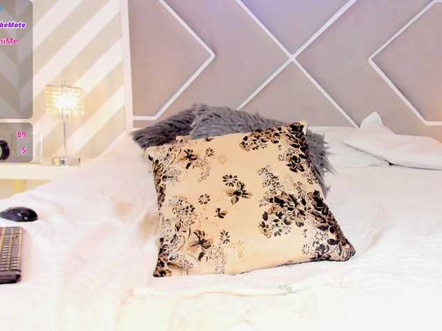 OrianaSimons's BongaCams show and profile