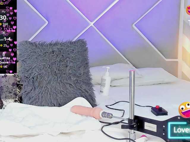 OrianaSimons's BongaCams show and profile