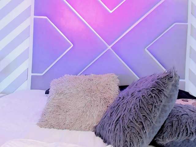 OrianaSimons's BongaCams show and profile