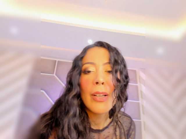 OrianaSimons's BongaCams show and profile