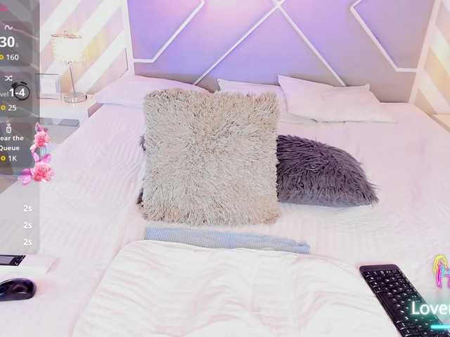 OrianaSimons's BongaCams show and profile