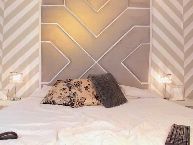 OrianaSimons's BongaCams show and profile