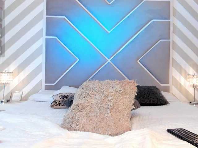 OrianaSimons's BongaCams show and profile