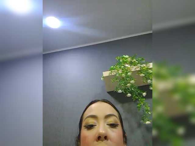 OrianaSimons from BongaCams is Freechat