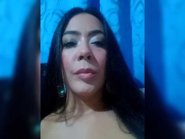 OrianaSimons's BongaCams show and profile